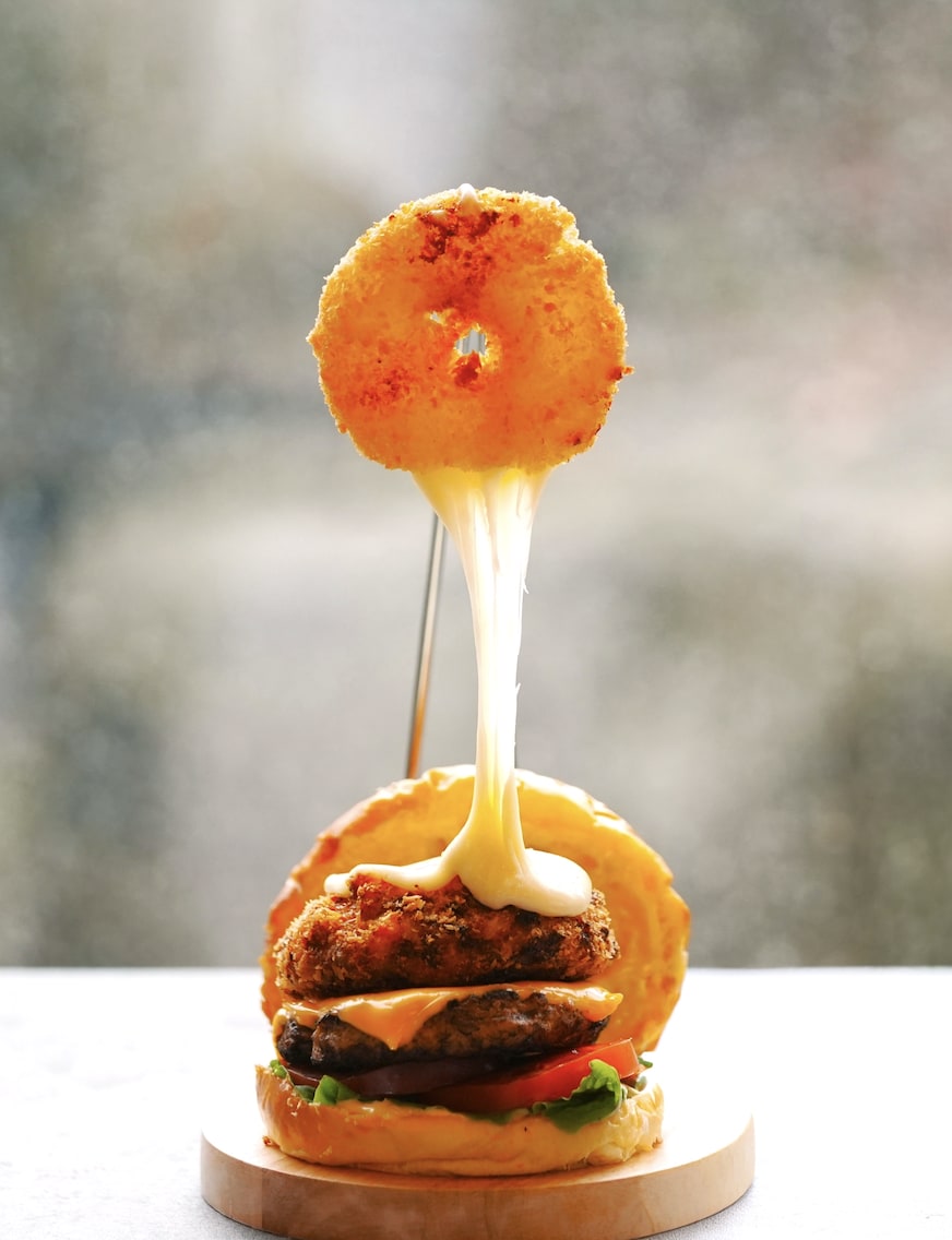 【11歲及以上可參與/每人1份菜單】濟州起司瀑布豬肉蝦肉漢堡（單人份）