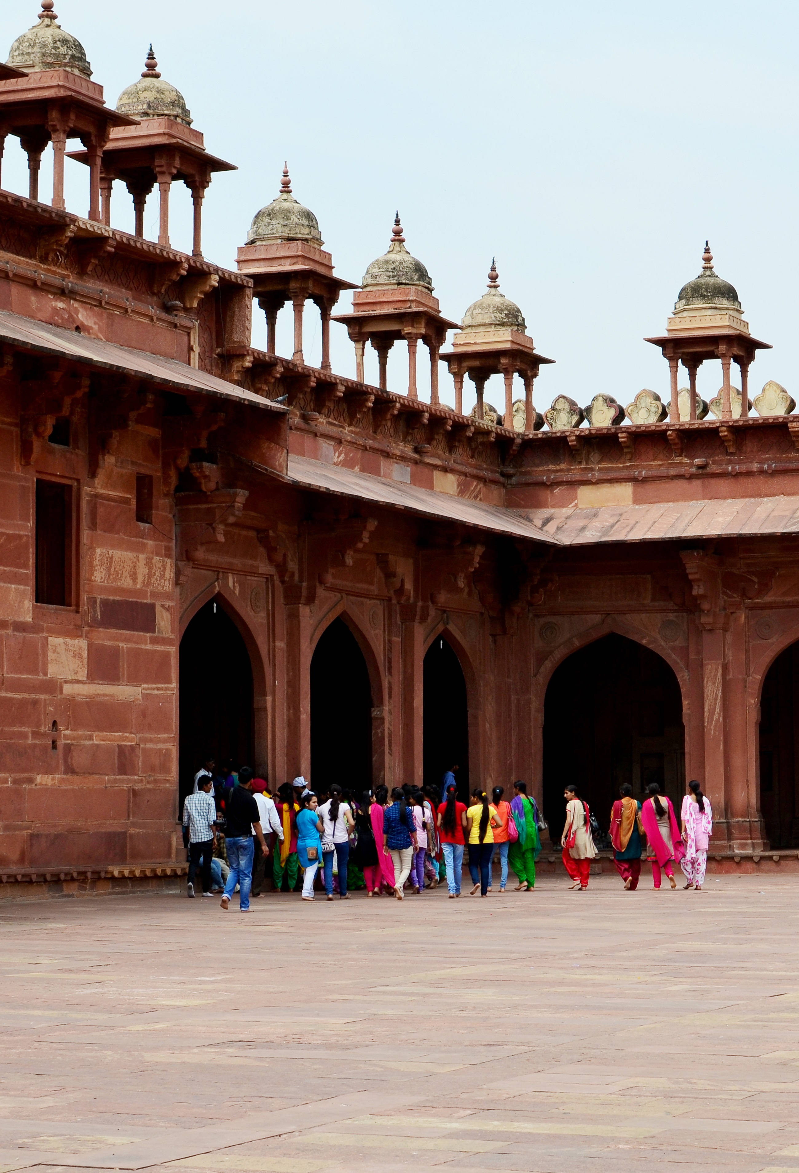 Watch Fatehpur Sikri, Chand Baori & Jaipur Drop from Agra with Guide