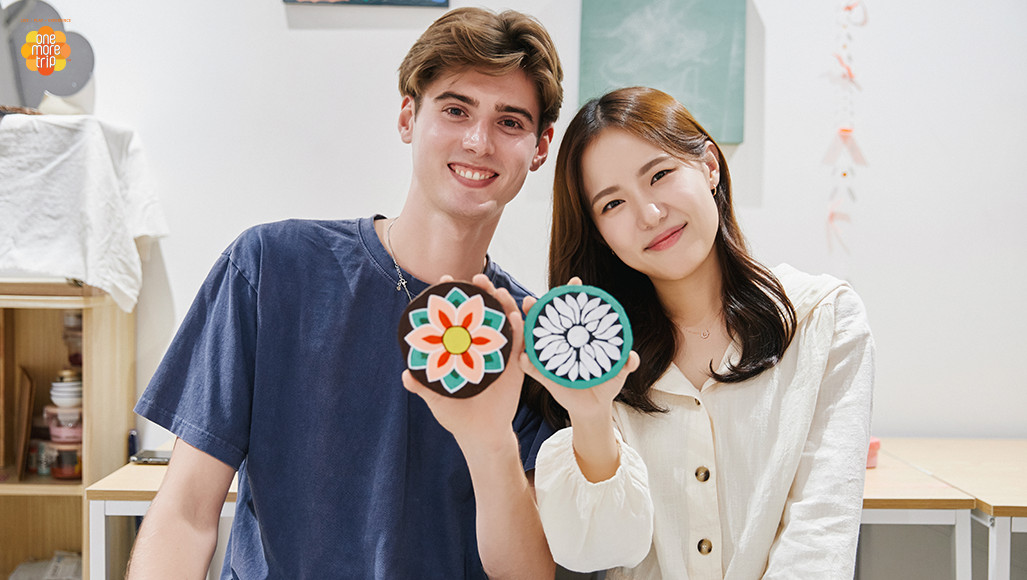 Traditional Korean Pattern Wooden Coaster Making Class