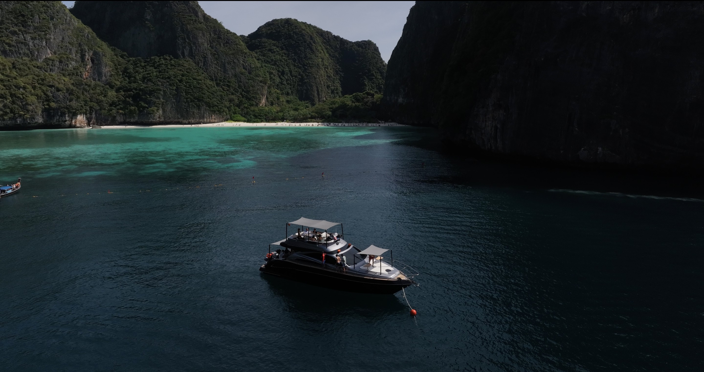 攀牙灣 & 宏島獨家遊艇探索之旅（普吉島出發）