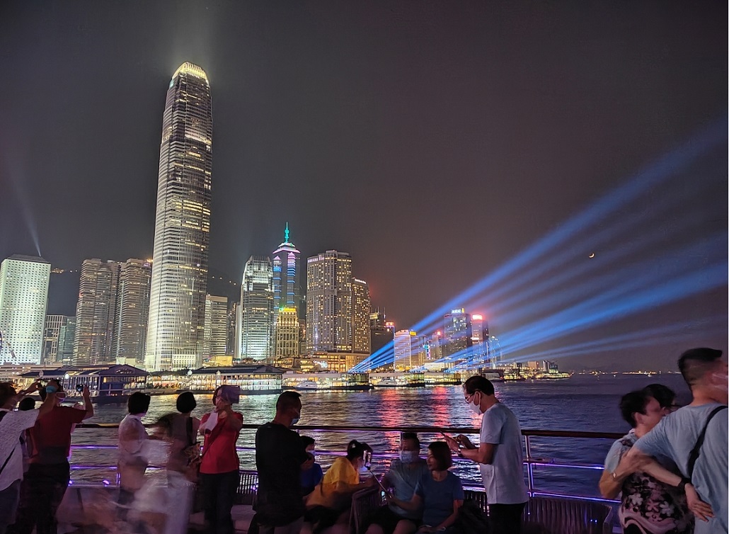 香港東方之珠維港遊 | 維多利亞港360度海上露天舺板自助餐豪華遊船之旅