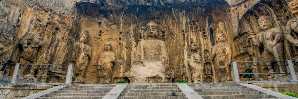 4-Hour Private Walking Tour of Luoyang Longmen Grottoes