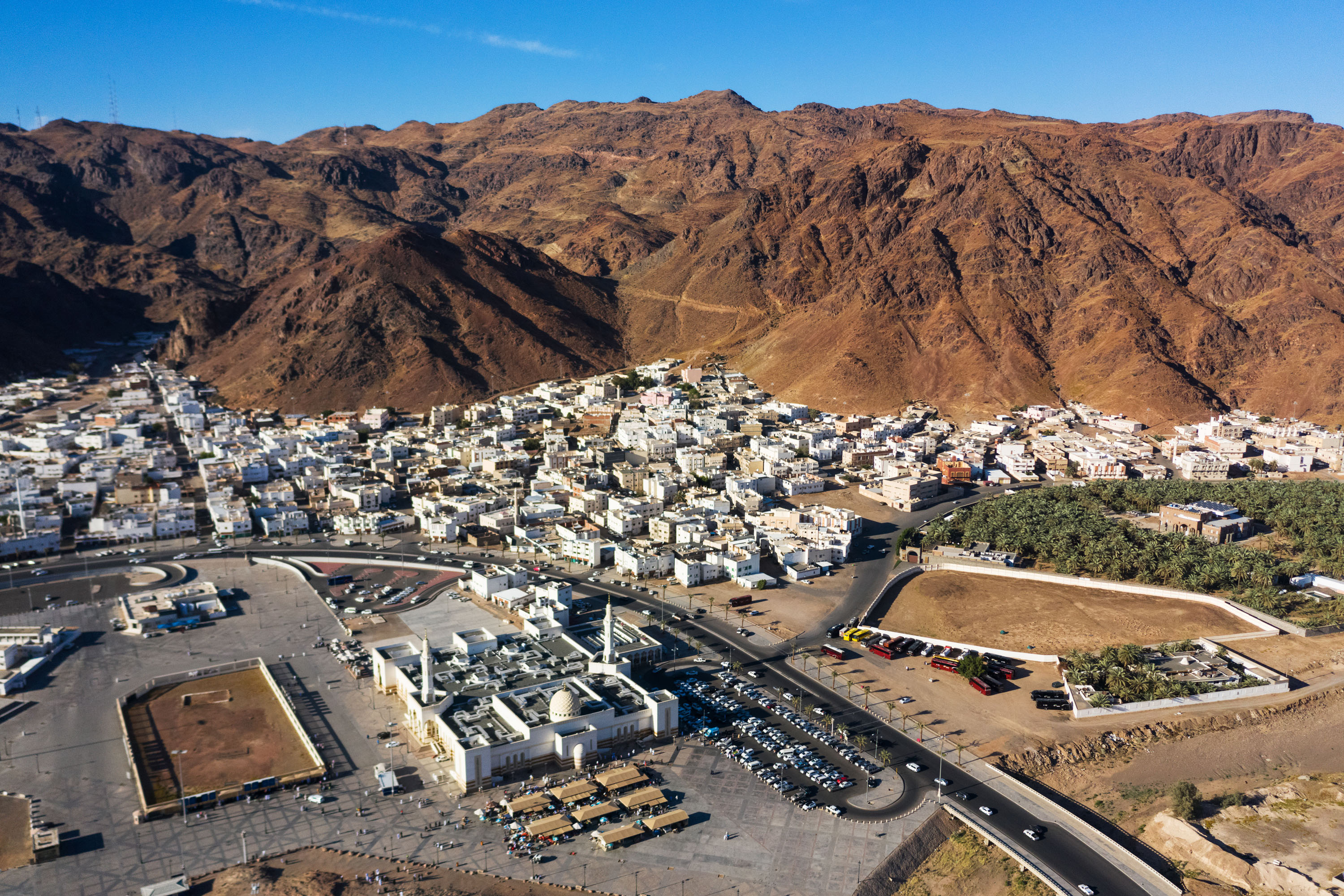  Immersing in the History of Al-Madinah   
