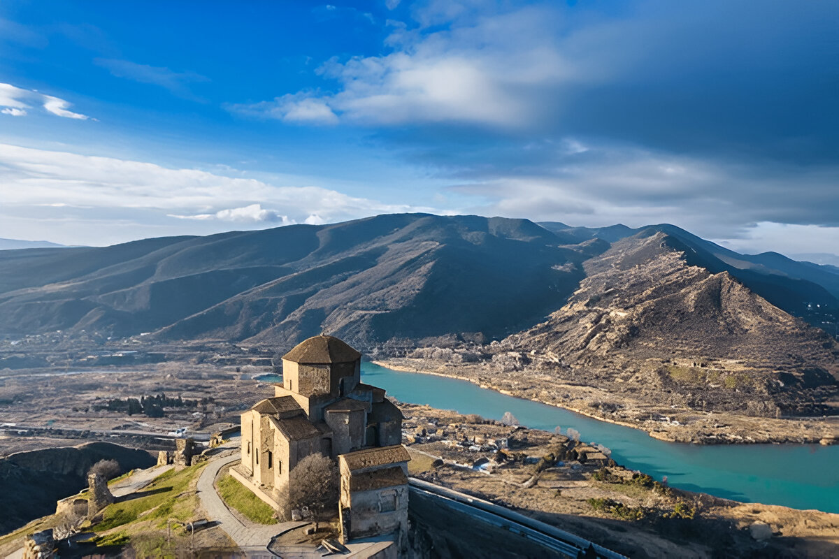 Tbilisi to Mtskheta Jvari Samtavro Half Day Trip Guided Group Tour