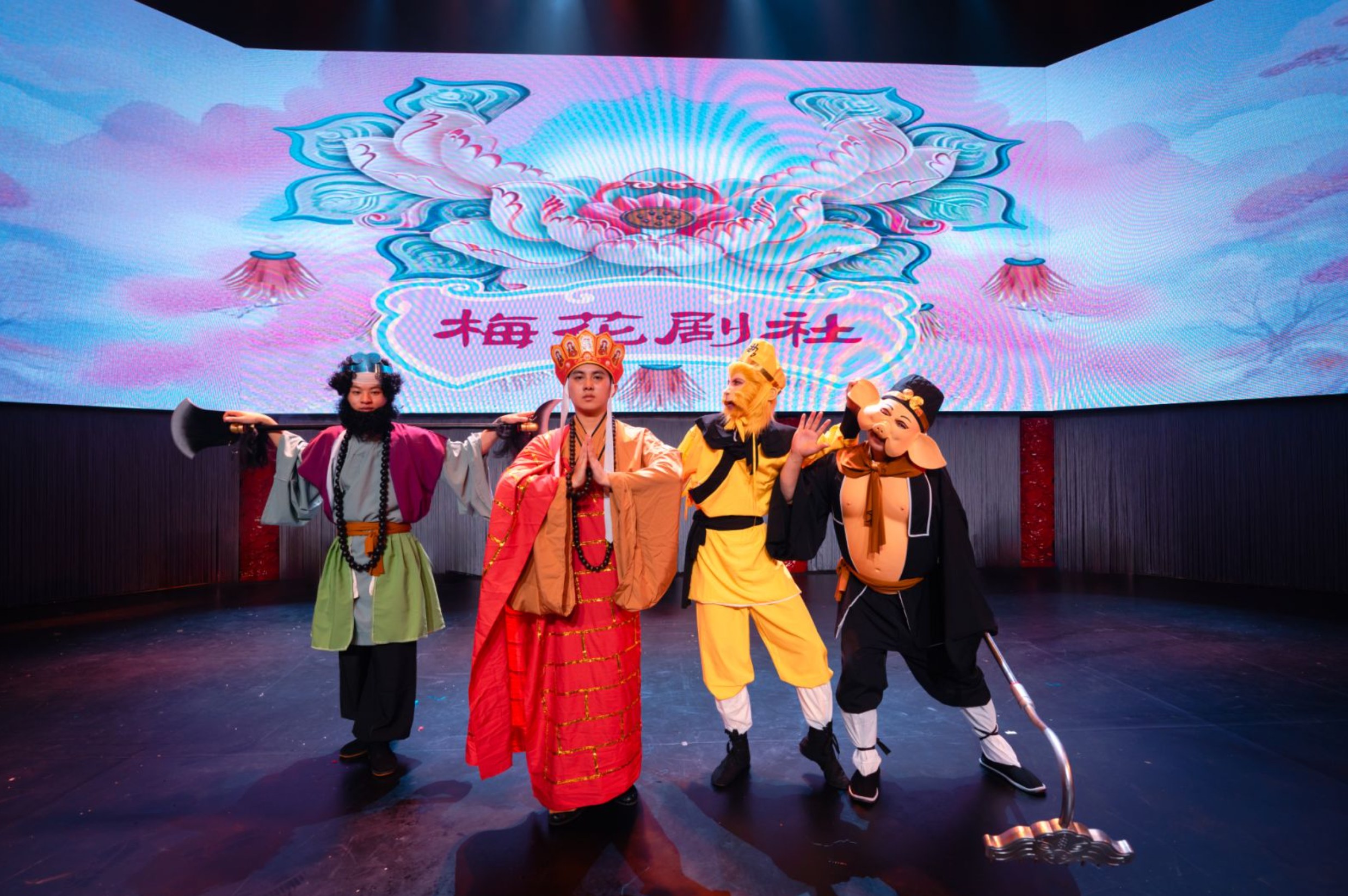 四川成都舞臺劇《遇見天府》演出票（成都必看演出+沉浸體驗+一場穿越千年的文化之旅+古蜀秘境+織女浣紗+非遺長嘴壺秀+詩舞長廊+再會杜甫+演員互動環節）