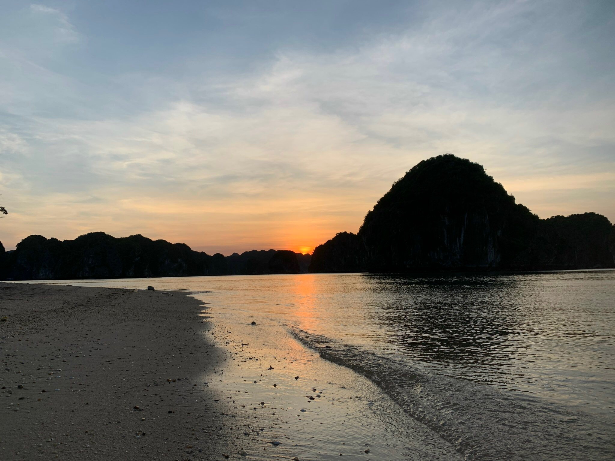 Sunset & Plankton Bioluminescent Night Kayak Tour from Cat Ba