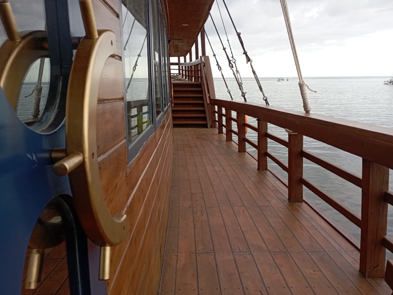 phinisi cruise