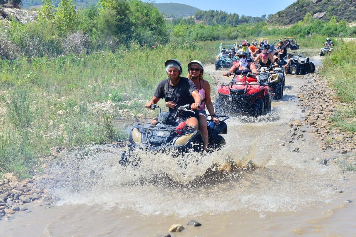 託魯斯山脈脈四輪越野車體驗（阿拉尼亞出發）