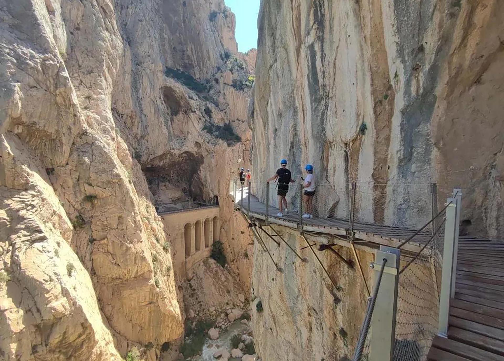 Málaga: Caminito del Rey with Local Guide