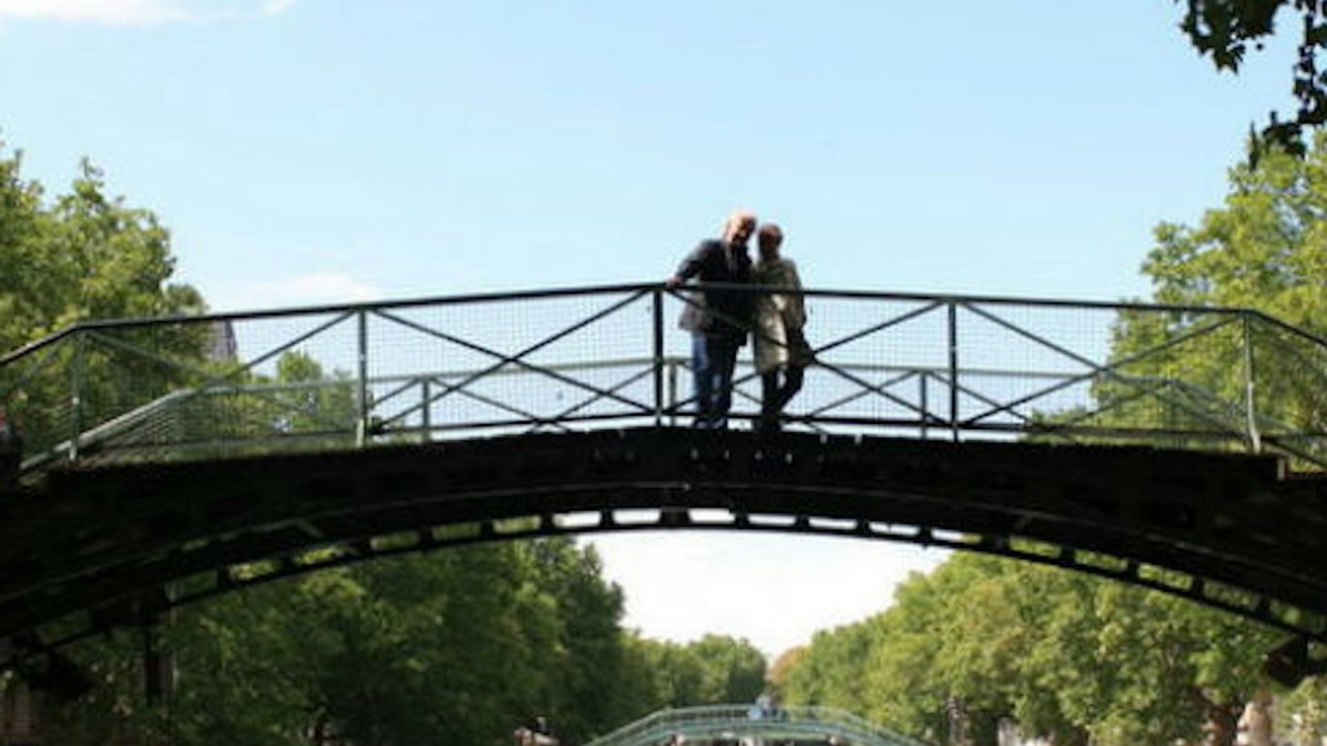 巴黎聖馬丁運河 (Saint-Martin Canal) 和塞納河 (Seine River) 遊船