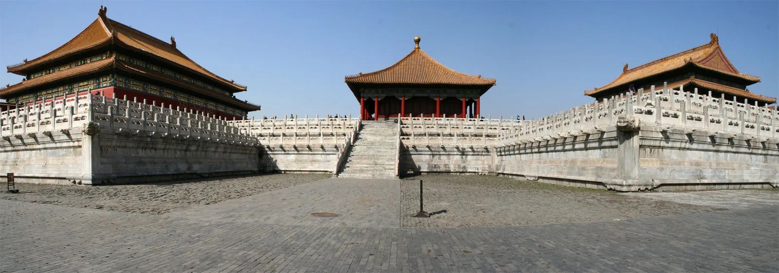 You will visit the most important buildings along the middle axis of the Forbidden city, then visit few courtyards in the west chamber, be immersed in their history explained by your licensed and passionate guide.