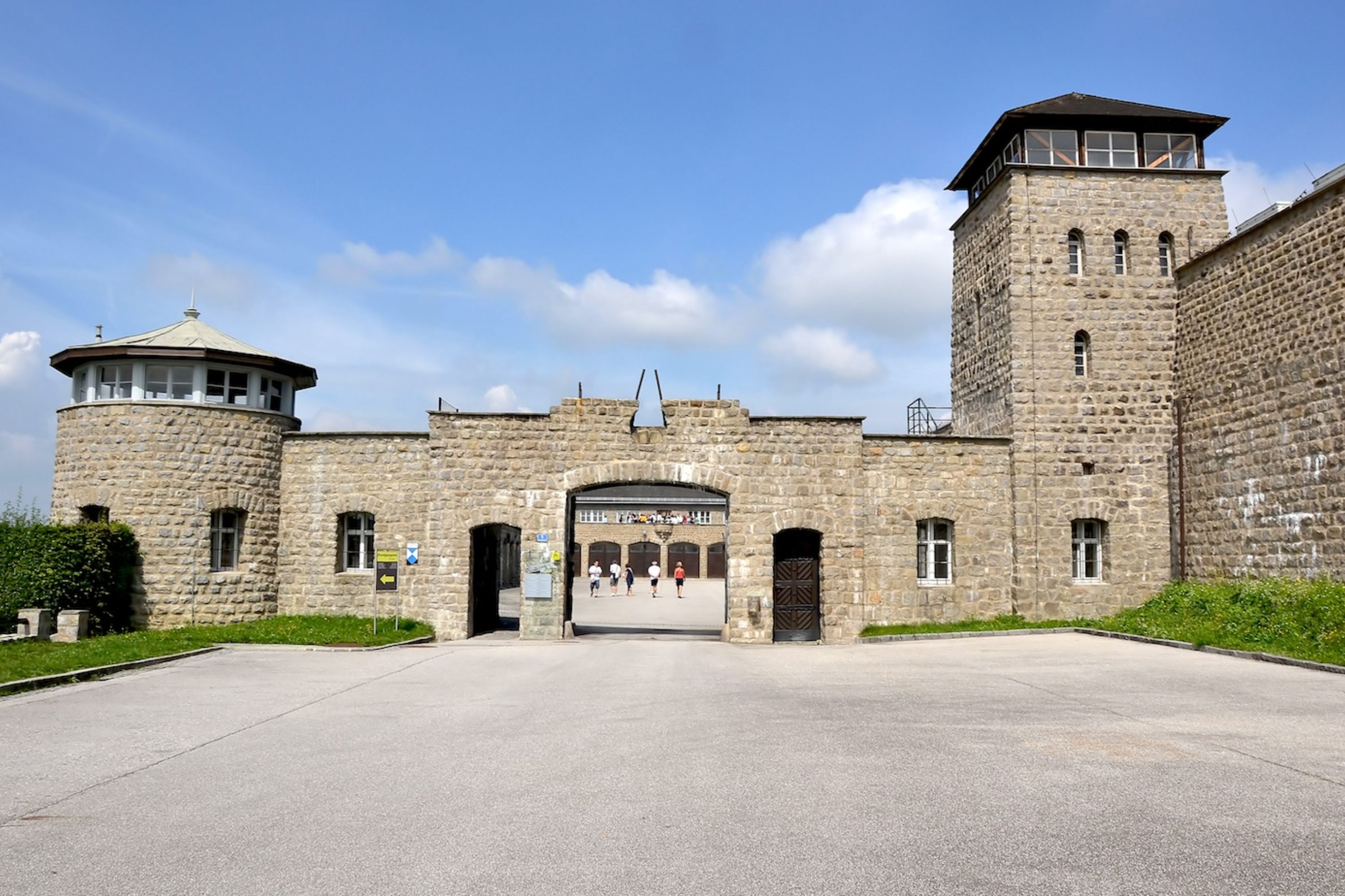 Mauthausen Concentration Camp Memorial Tour in Vienna