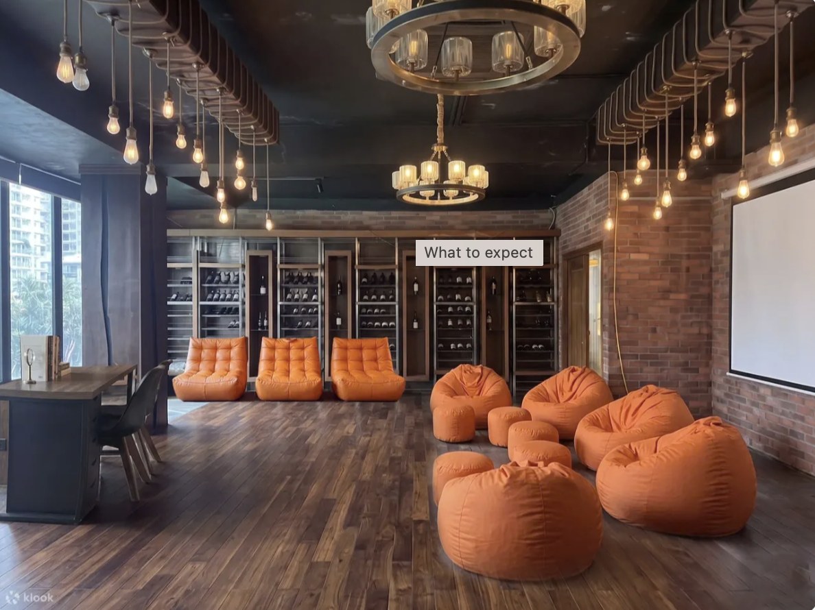 易遊網 峴港貴賓室，位於 4U Beach Restaurant 二樓