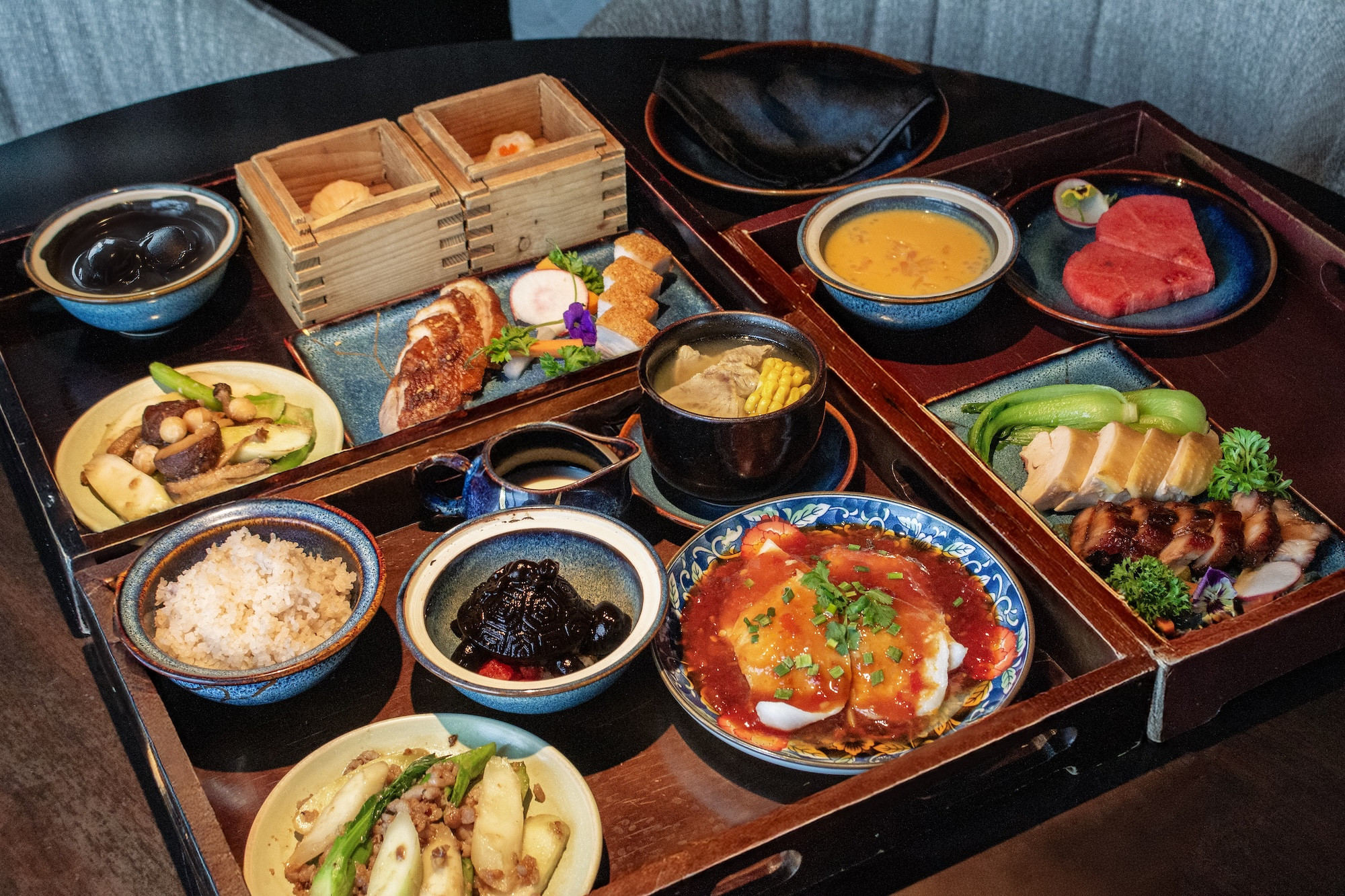 [МИШЛЕН] LAI — кантонский ресторан: Премиум обеденное меню