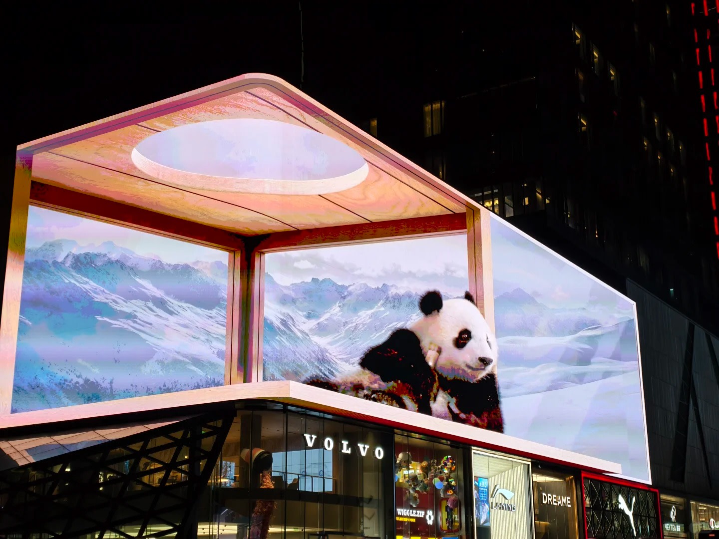 Chengdu Taikoo Li & Jinjiang Green Half-Day Local Food Tour