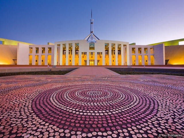 Canberra One Day Tour