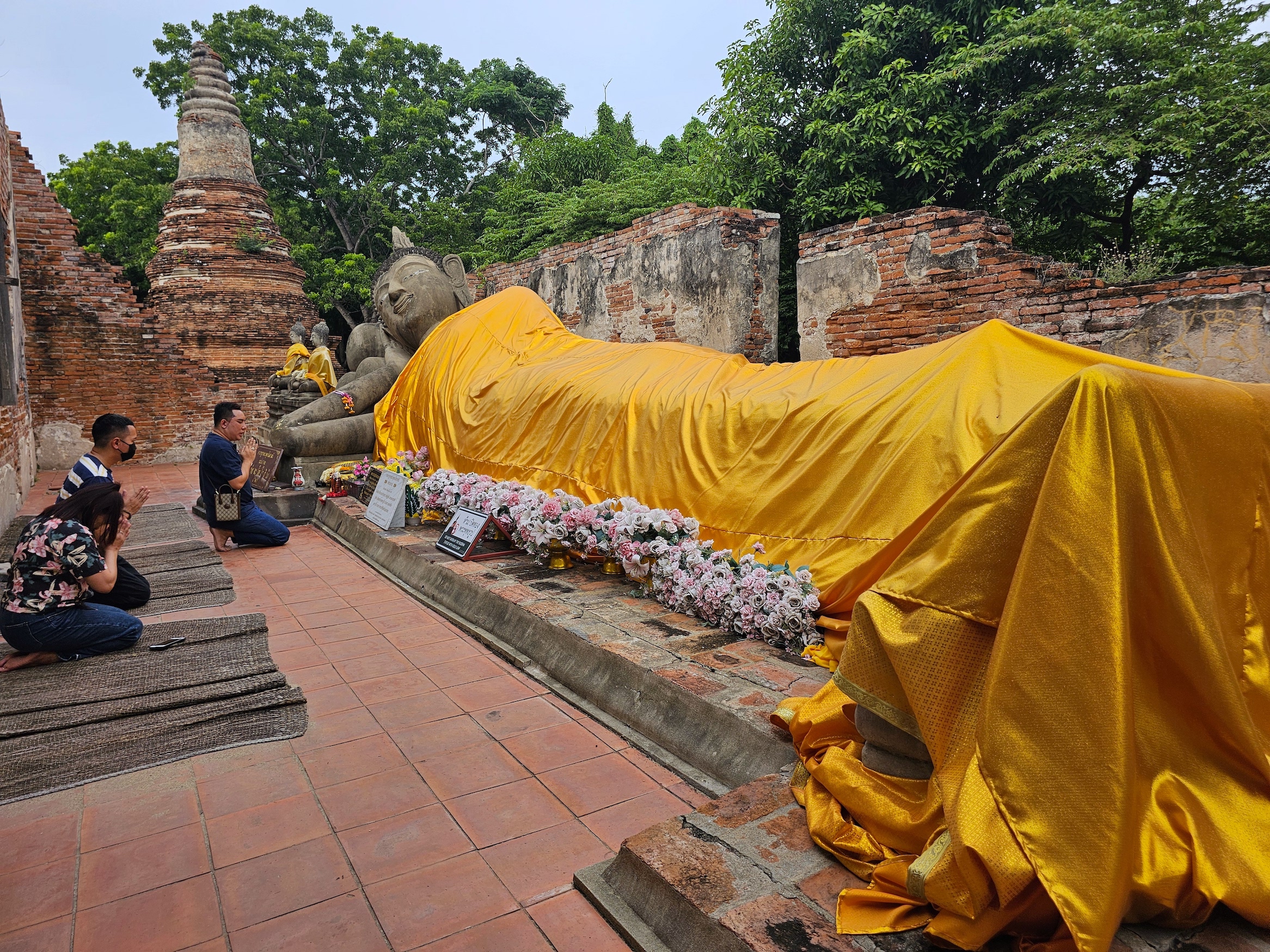 大城府：私人長尾船遊覽（可選寺廟參觀）