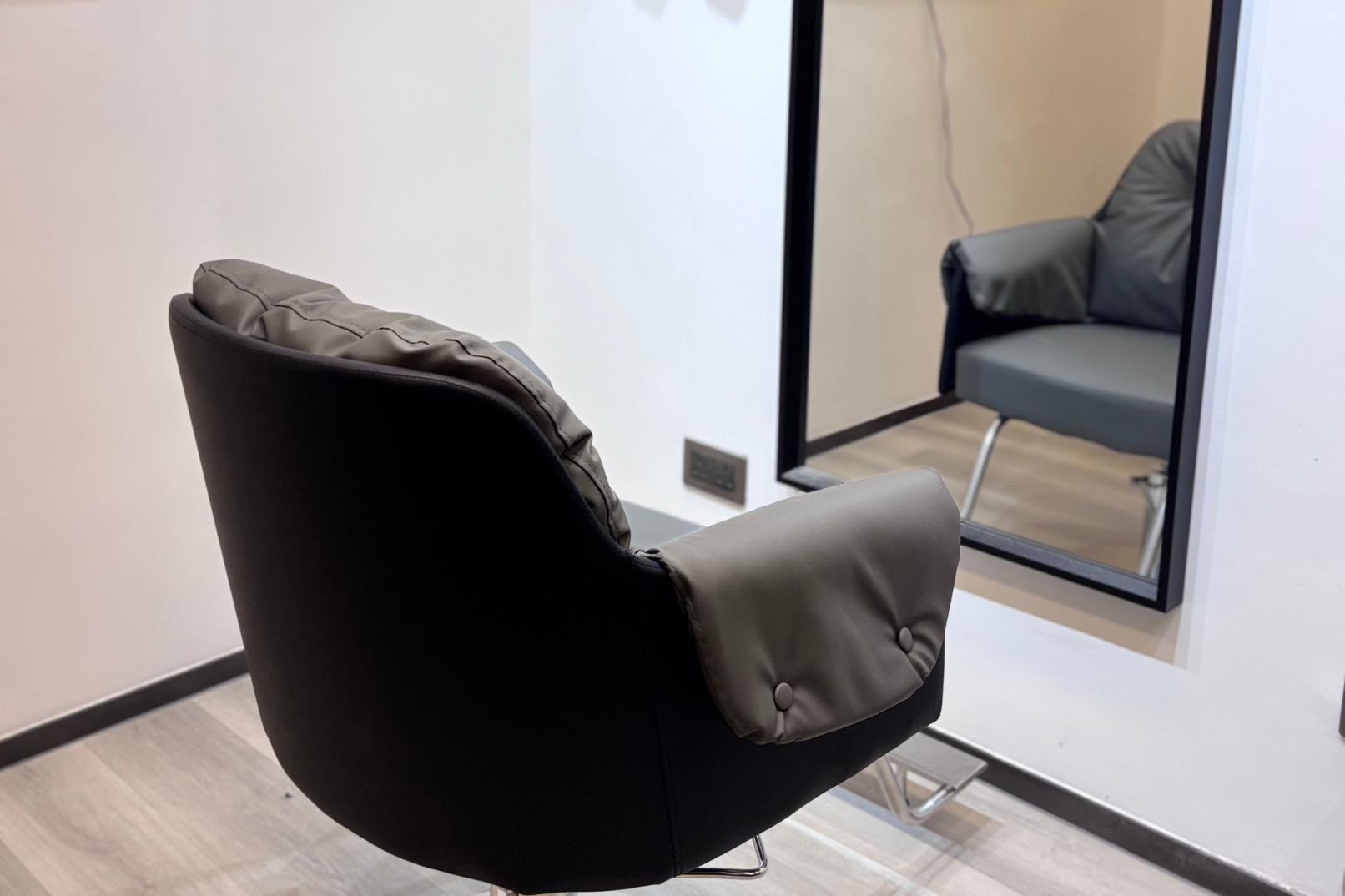 114Hair - Professional Bleach & Color Experience | Tsim Sha Tsui