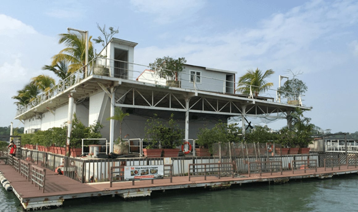 Smith Marine Floating Restaurant in Singapore