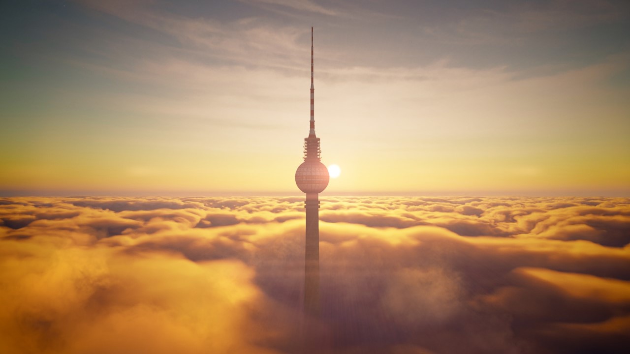 欣賞柏林電視塔穿破雲霄,沐浴在日出金光中的城市美景 欣賞柏林電視塔穿破雲霄,沐浴在日出金光中的城市美景
