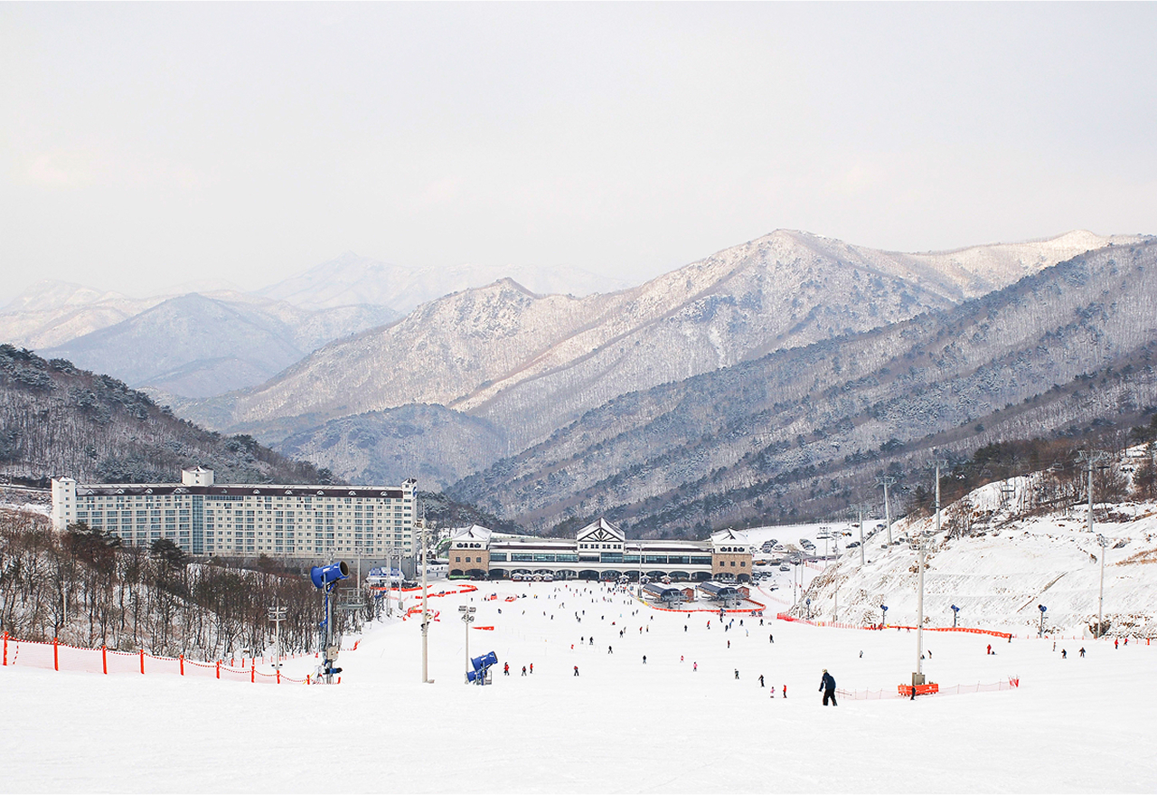 ⛷️Elysian江村滑雪場是熱門的冬季旅遊勝地,地點就在首爾近郊。 ⛷️Elysian江村滑雪場是熱門的冬季旅遊勝地,地點就在首爾近郊。