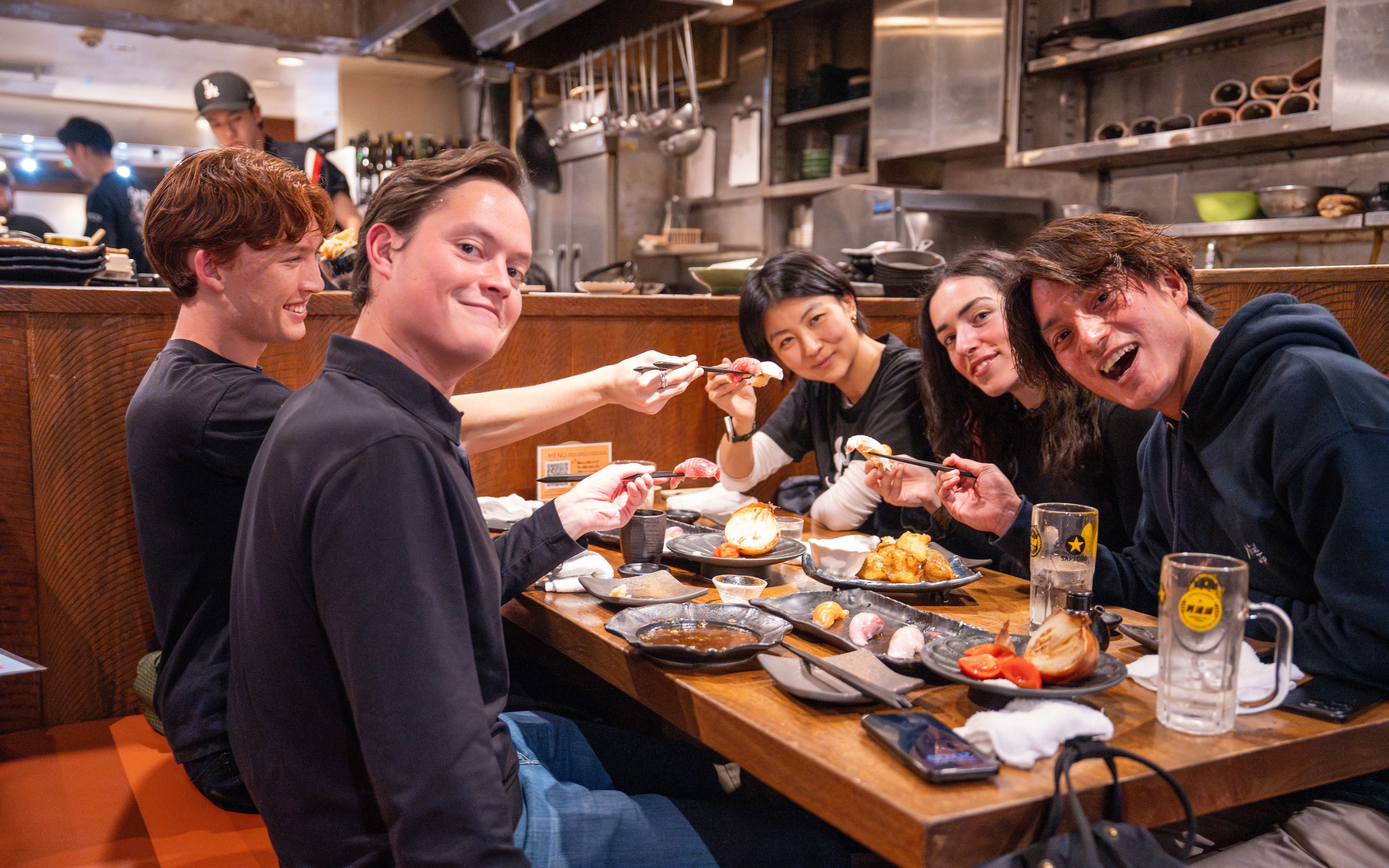 Shibuya Bar Hopping. Nightlife Food Tour with Japanese Guide