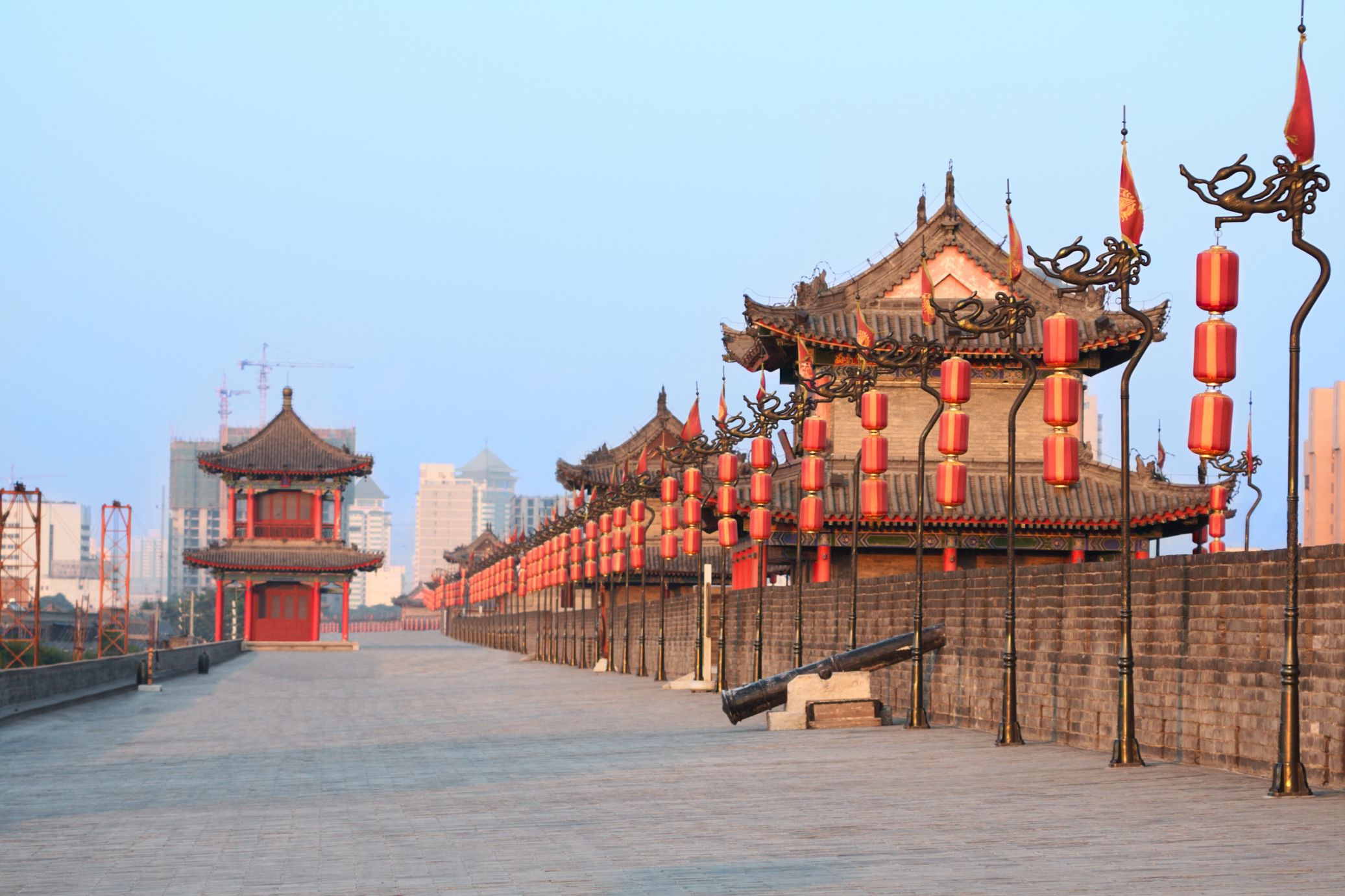 北京+西安+上海8天7晚（中英文嚮導+12人小團8天3座城市，打卡精華景點北京故宮+慕田峪長城+西安兵馬俑+西安城牆+上海外灘）