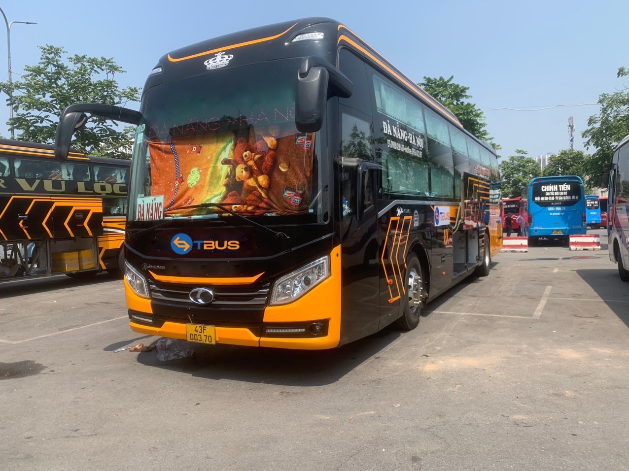 Share Sleeper Bus Between Ha Noi And Da Nang 