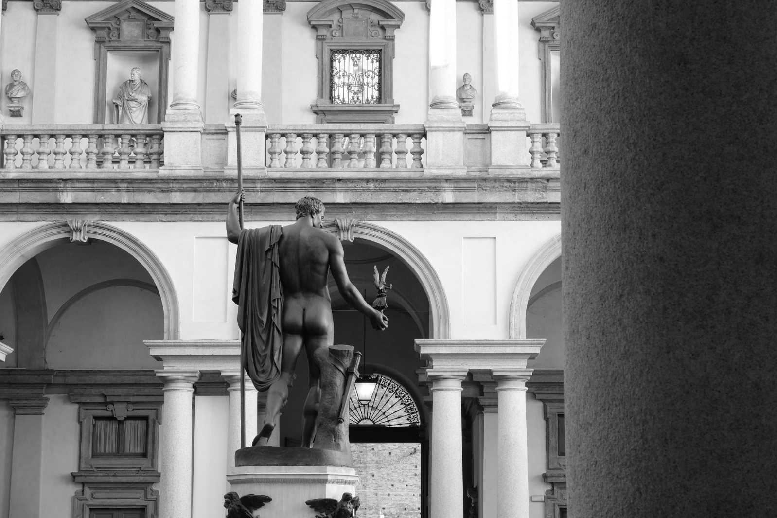 米蘭布雷拉美術館及街區導覽 (Brera Art Gallery and neighborhood tour in Milan)