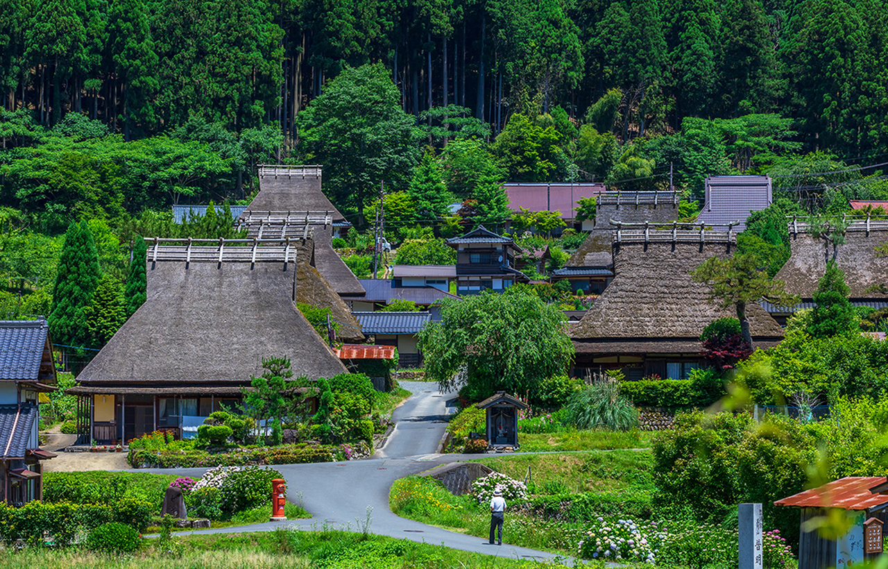 [Secret Place in Kyoto] Amanohashidate Spectacular View + Ine Funaya Fishing Port + Funaya Day + Miyama Gassho Village Thatched House Tour (Depart from Osaka)