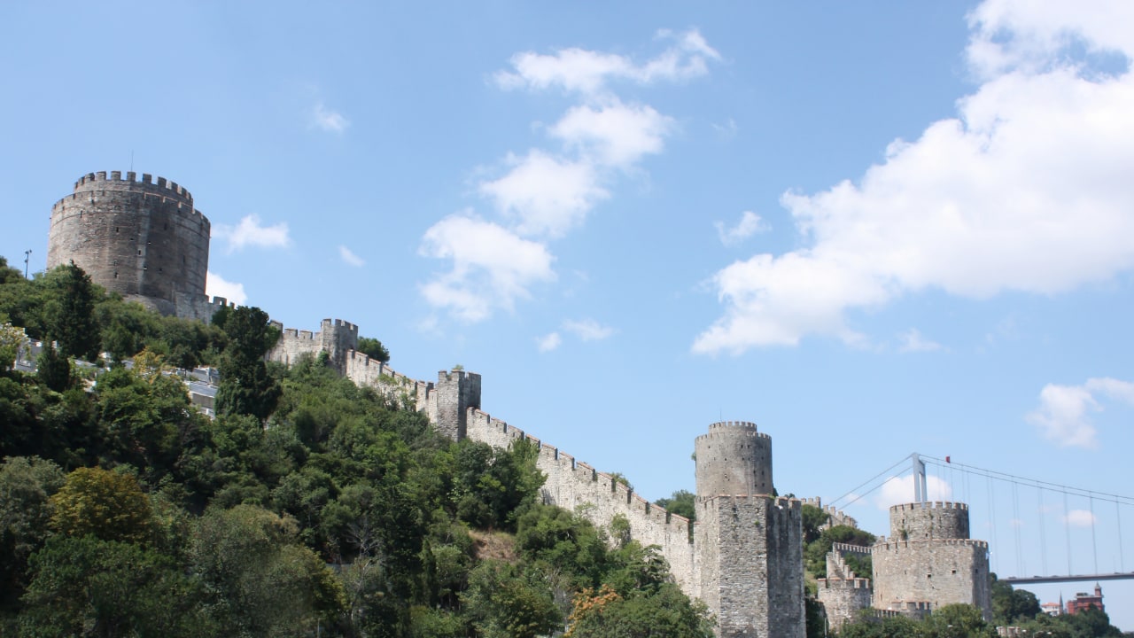Rumeli Fortress Skip-the-Ticket-Line Entry with Audio Guide
