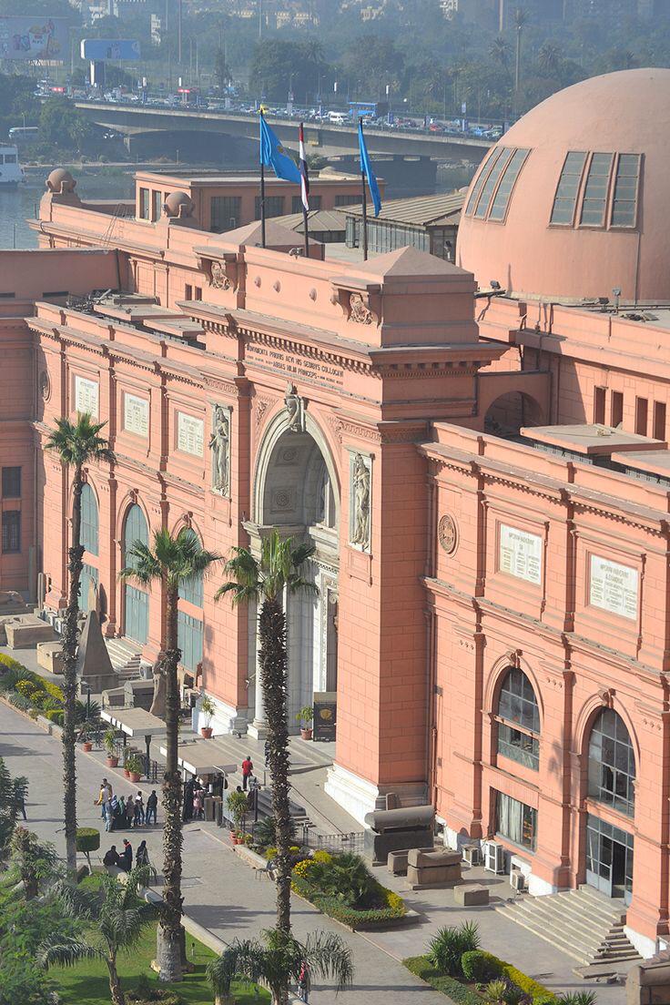 Giza Pyramids, Egyptian Museum, and Salah El-Din Citadel with Lunch