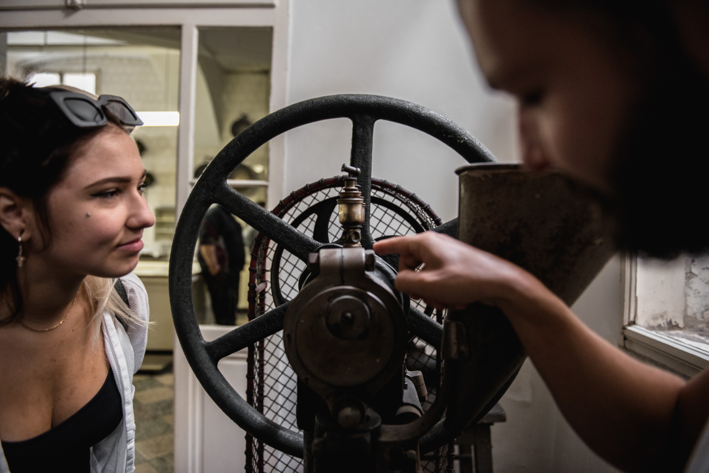 Historical Pharmacy Cellar Tour in Vienna