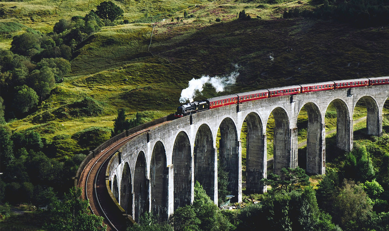 Glencoe & Glenfinnan Viaduct Full-Day Immersive Scottish Highlands Tour