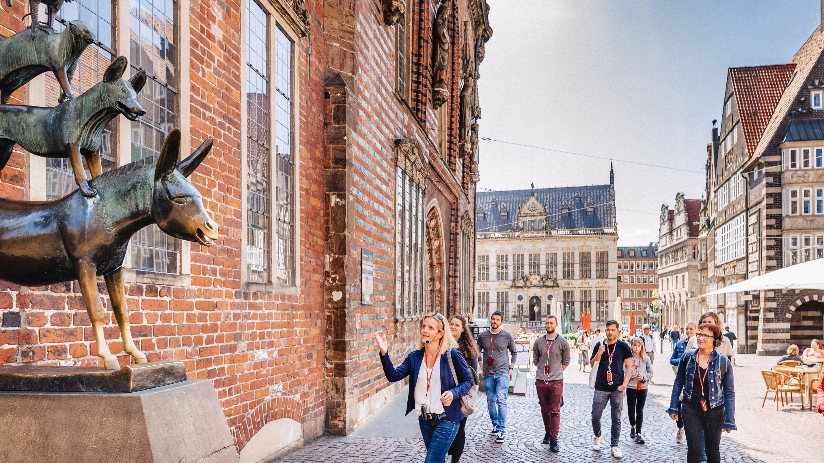Strolling through Bremen’s heart, a perfect blend of medieval architecture and lively city vibes