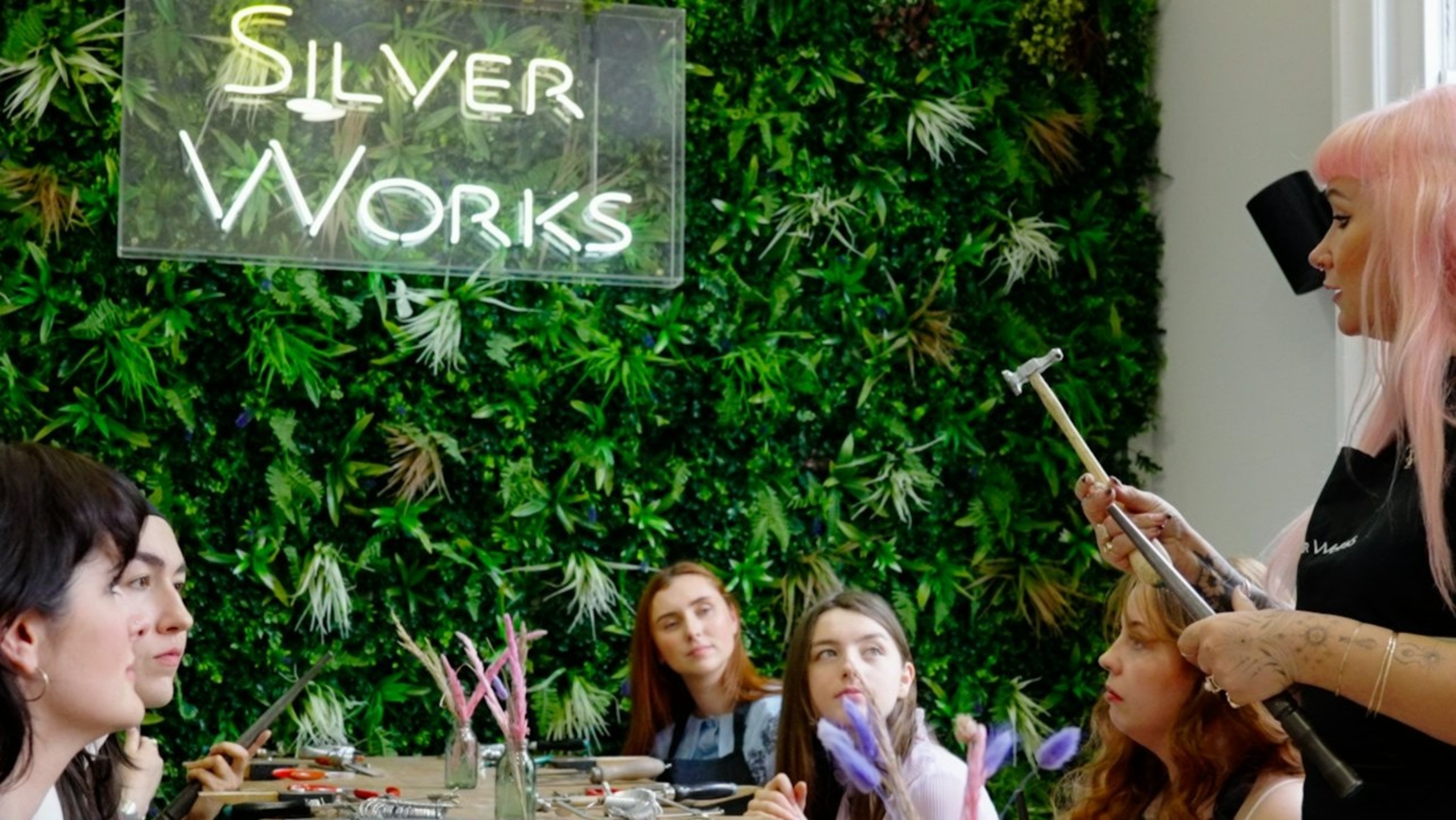 Silver ring workshop in Dublin