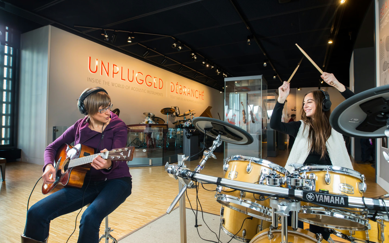 拔掉插頭，沉浸在迷人的原聲樂器世界中