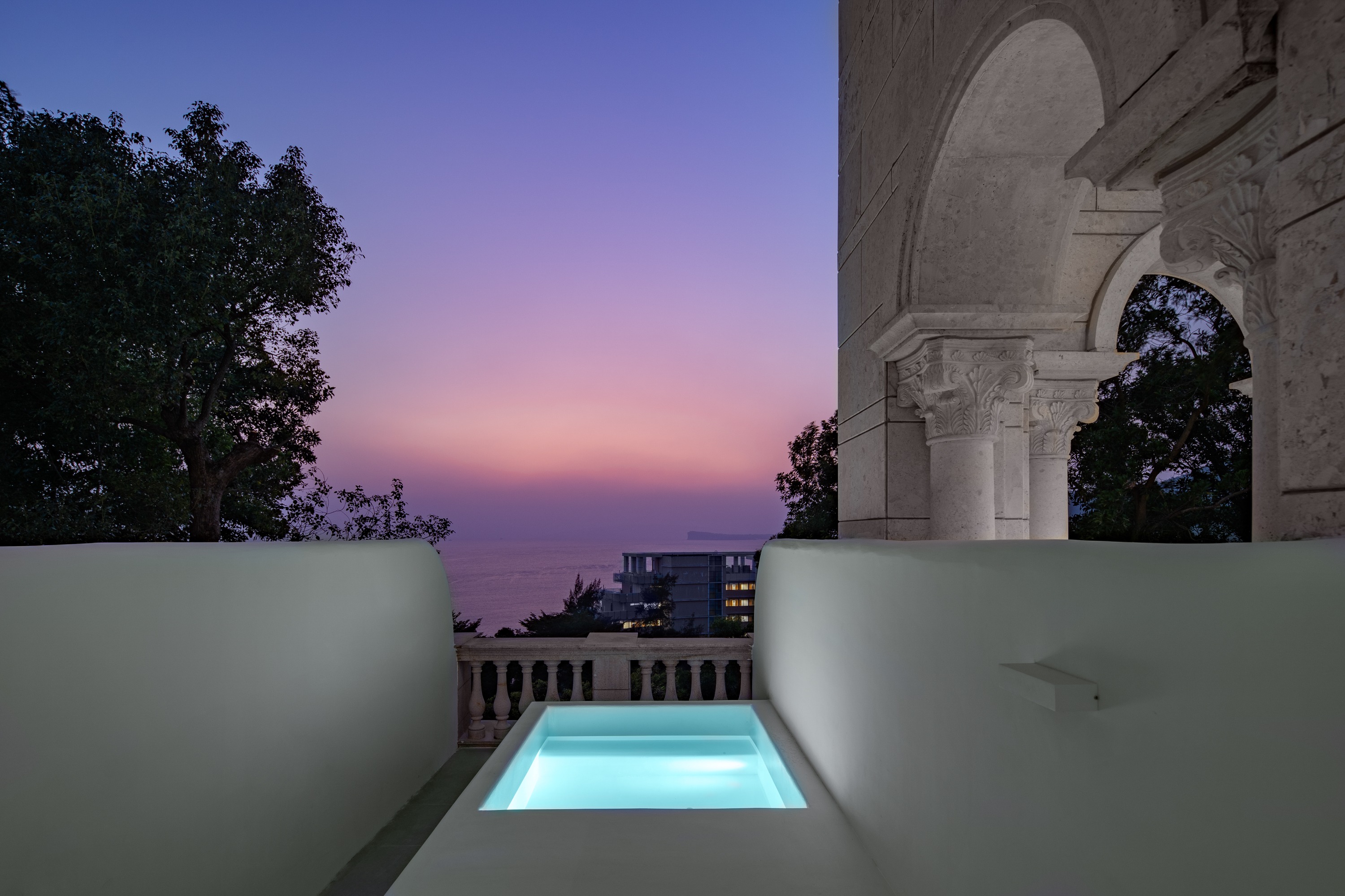 Starry Terrace Pool Twin Room