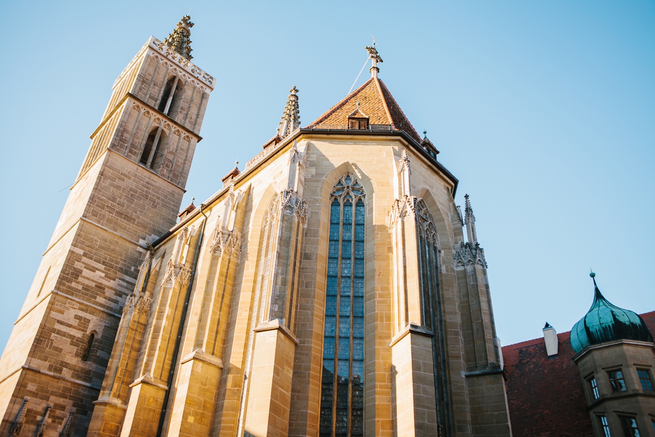 St. Jakob’s Church & Altarpiece