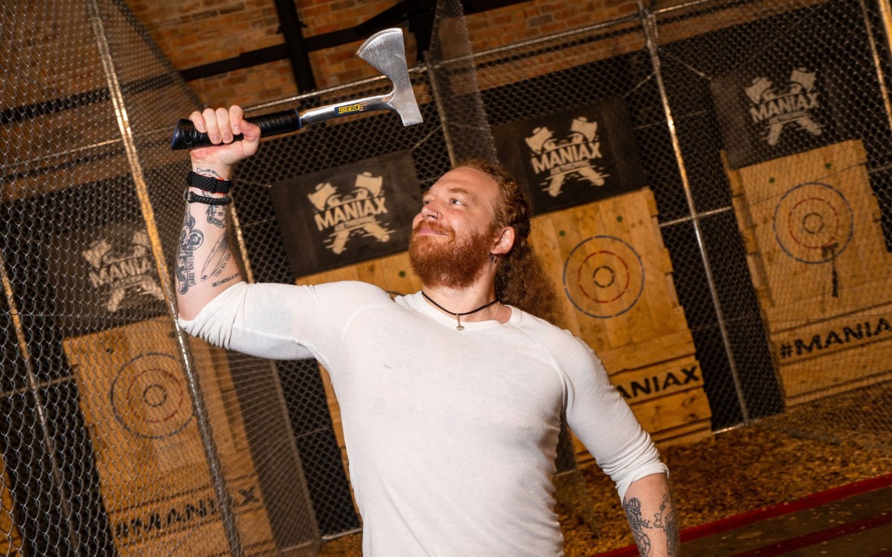 MANIAX Axe Throwing Experience in Newstead