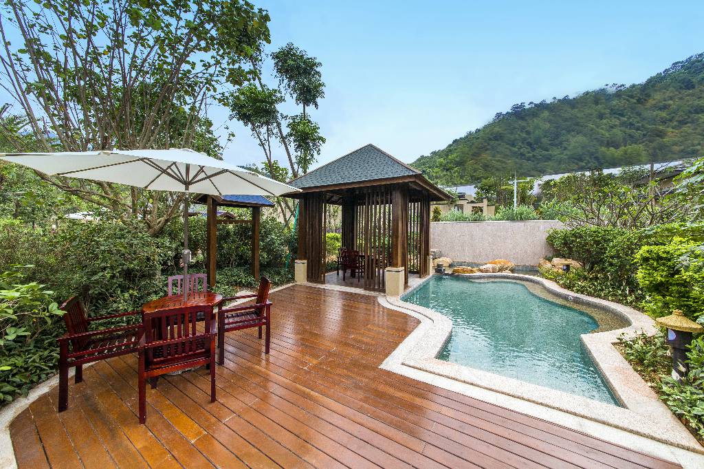 Just Stay Resort