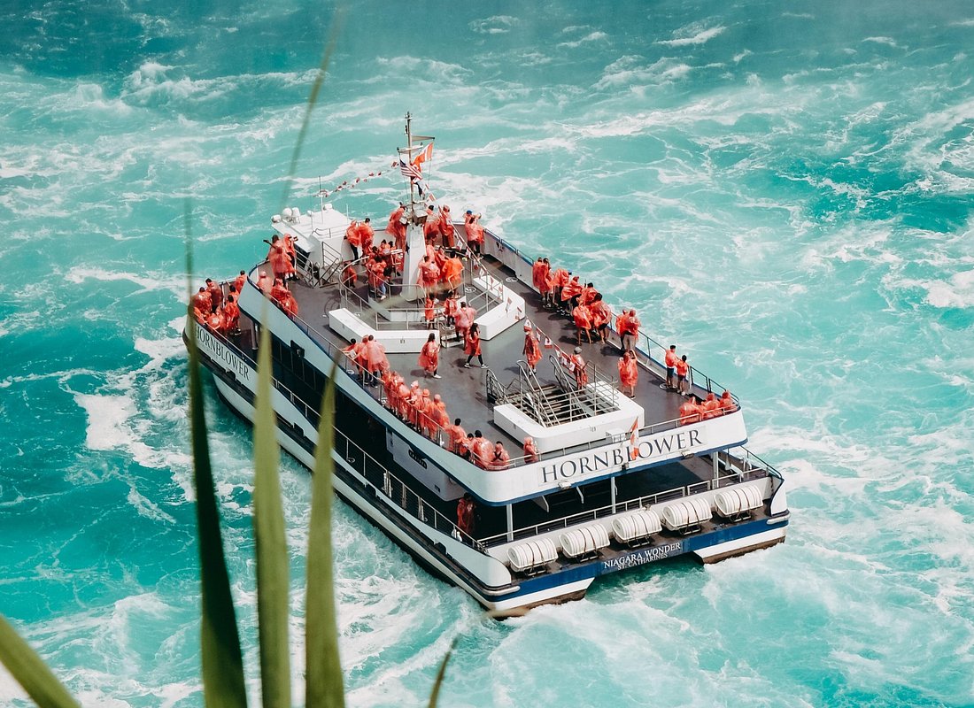 尼亞加拉大瀑布霧中少女號和風之洞之旅
