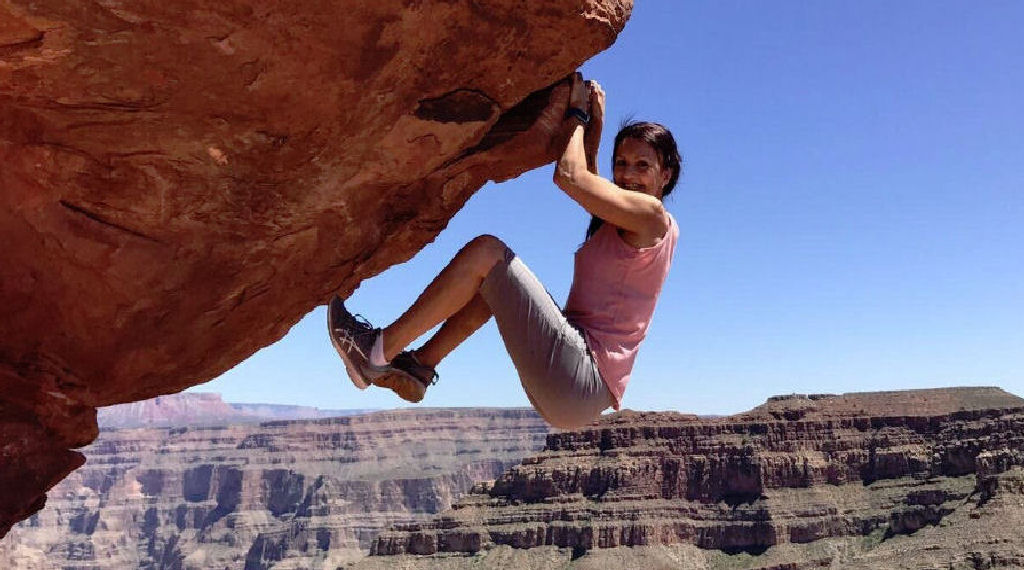 Small-Group Grand Canyon Skywalk & Hoover Dam Tour