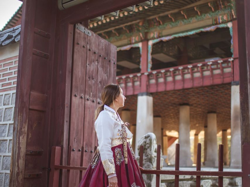 Seoul: City Hightlights, Palace Tour, and Optional Hanbok