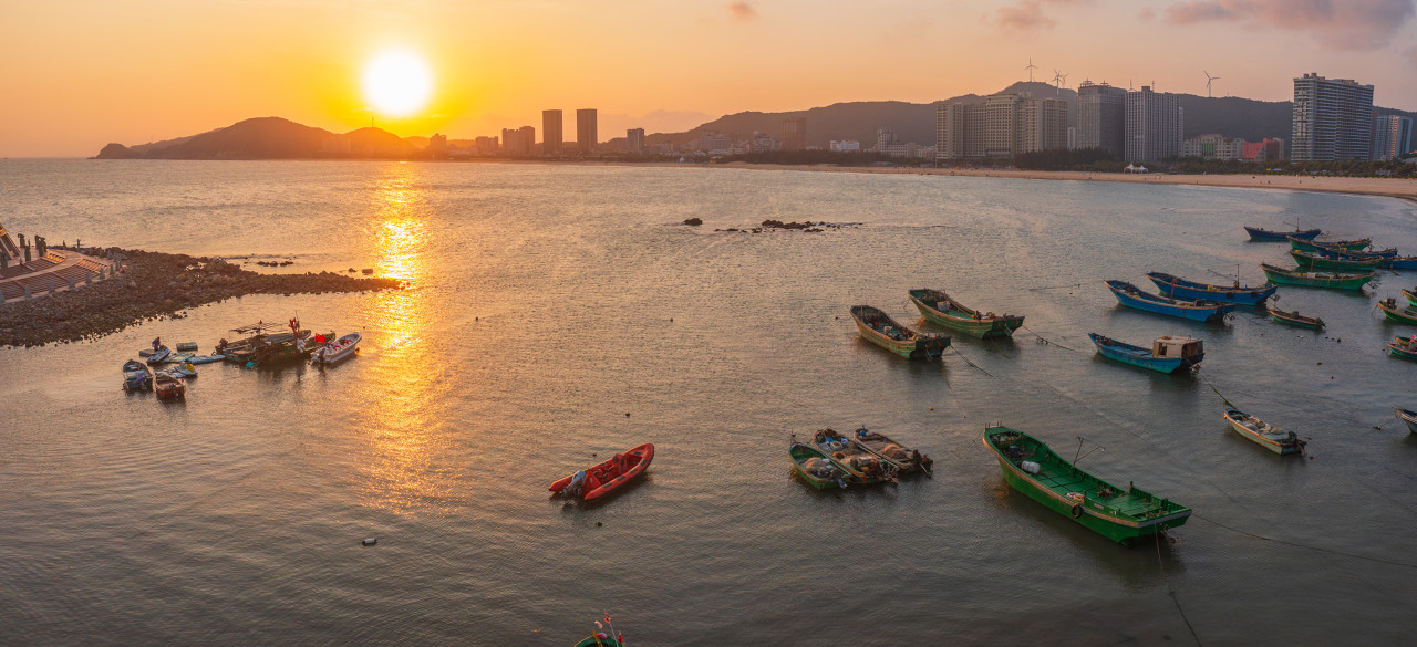 Yangjiang City One-Day Private Car Charter