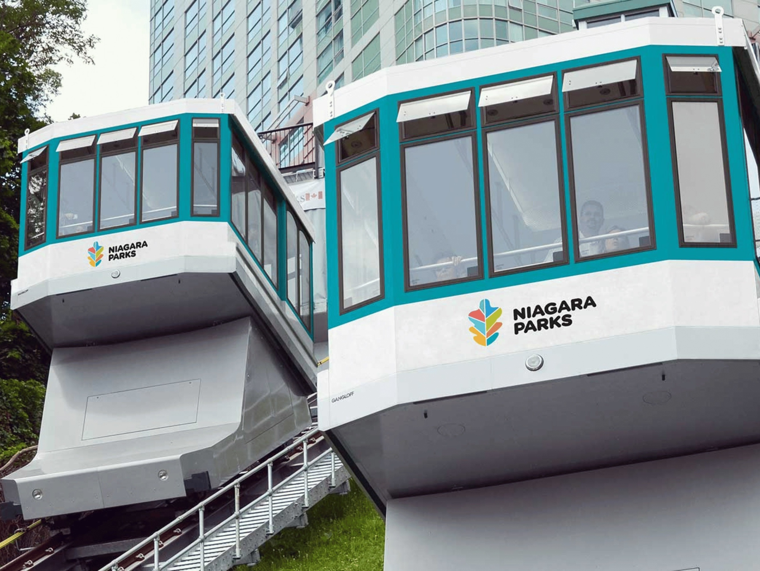 Ride the Niagara Parks Incline Railway for easy, scenic access to top Niagara Falls attractions—a must for any visitor looking to explore without the uphill walk