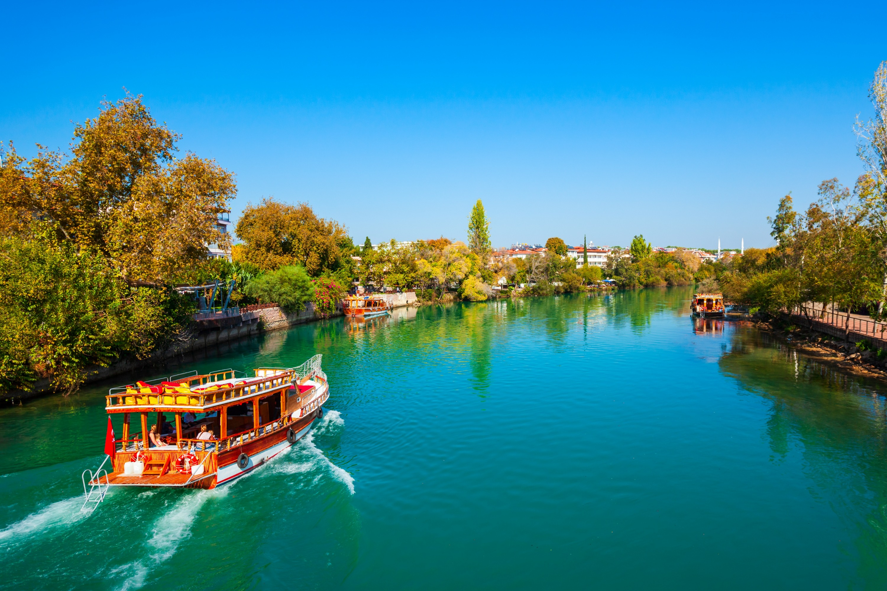 Manavgat River Cruise with Grand Bazaar Tour from Alanya