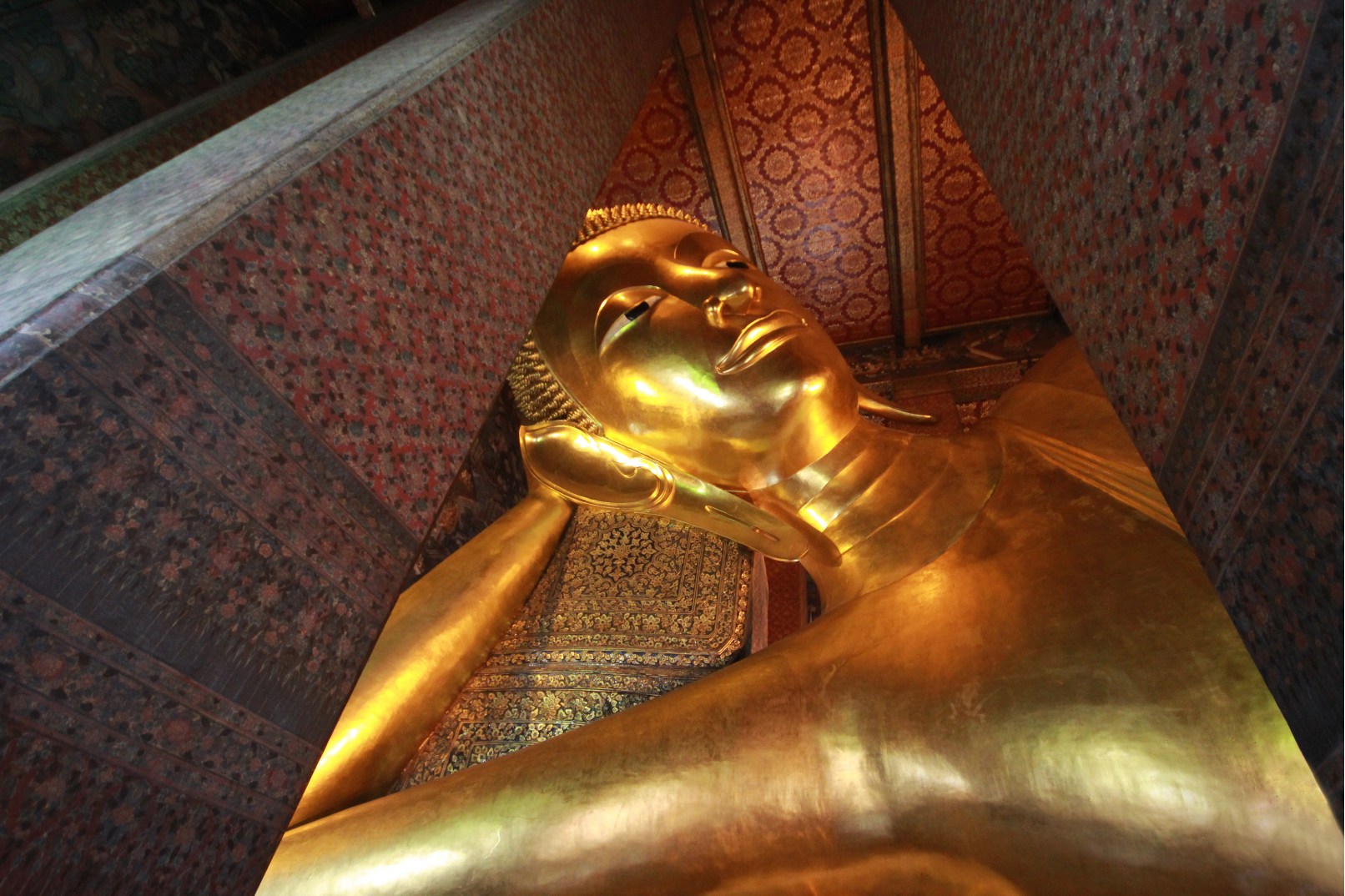 曼谷臥佛寺＆玉佛寺導覽之旅（MyProGuide 提供）