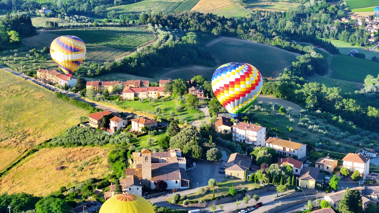 Private hot air balloon flight experience in Tuscany