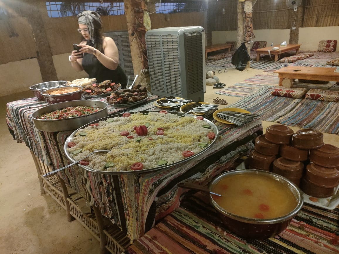 法尤姆 Wadi El-Hitan 瀑布 & 沙漠露營過夜體驗